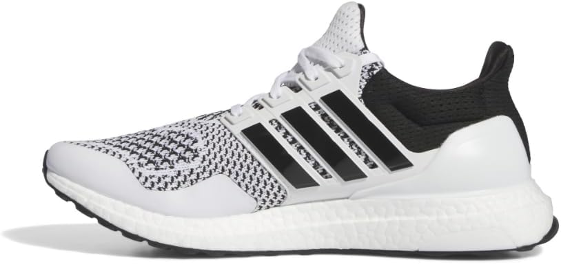 

Мужские кроссовки Adidas Ultraboost 1.0, белый/черный