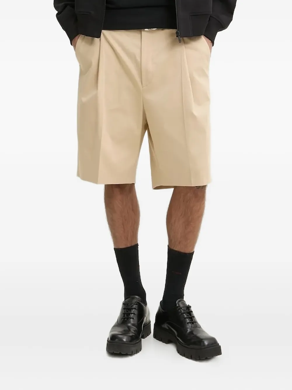 

Шорты со складками Hugo, нейтральный