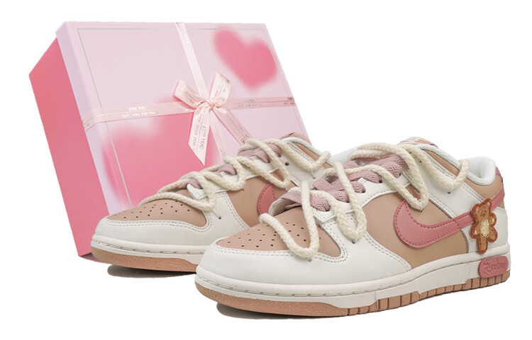 

Кроссовки Nike Dunk Skateboard Shoes Women's Low-Top Brown, Pink