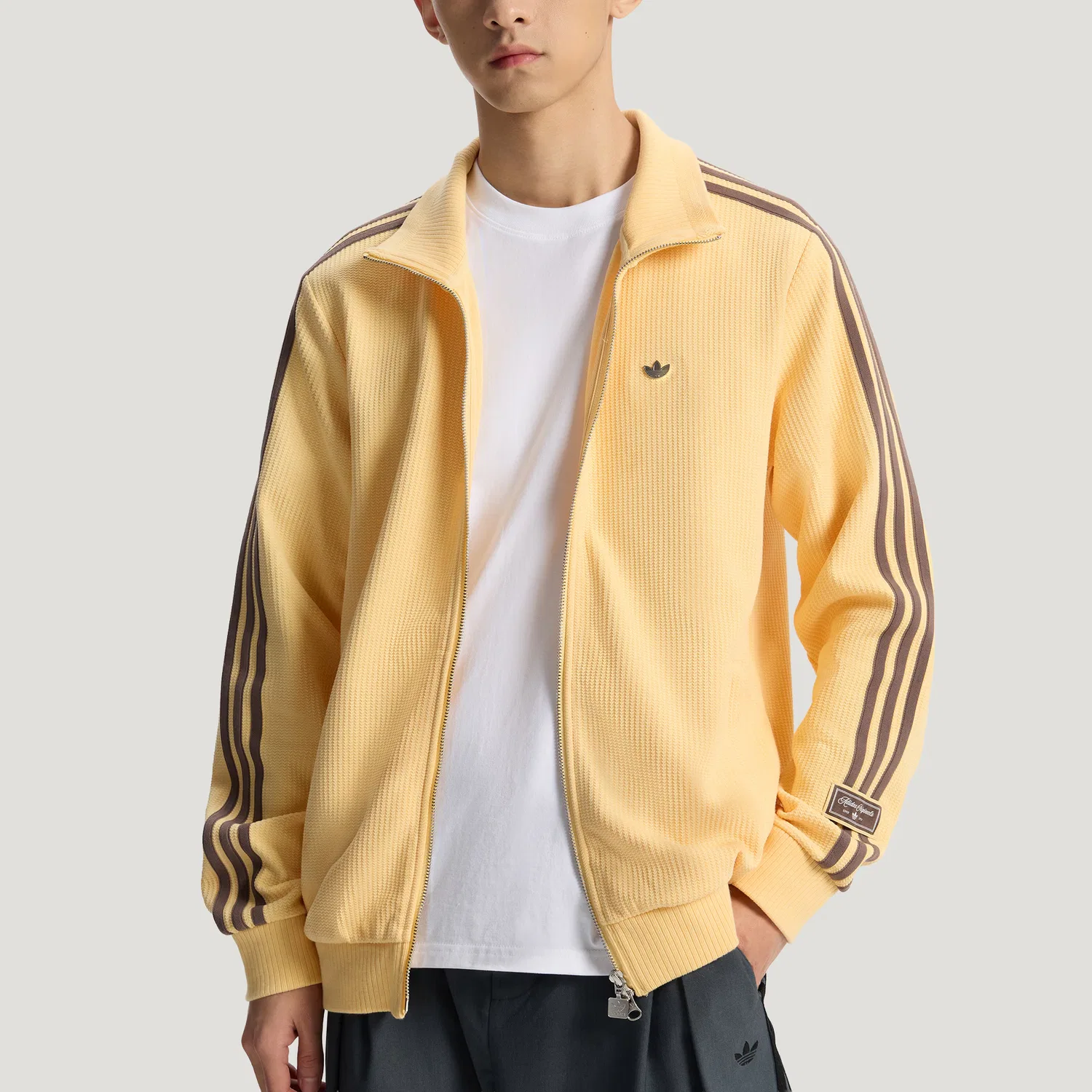 Куртка BECKENBAUER REFINED LUXE Unisex Adidas Originals, Light Orange Yellow — фото 4