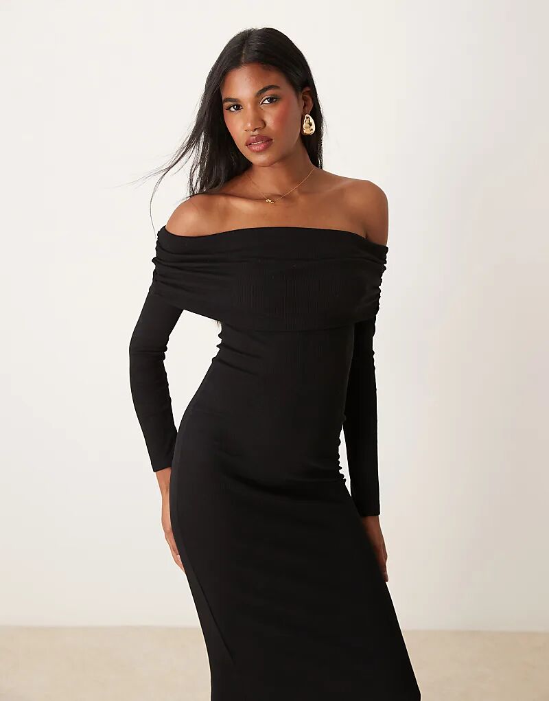 

Длинное платье-макси с длинными рукавами в черном цвете Miss Selfridge