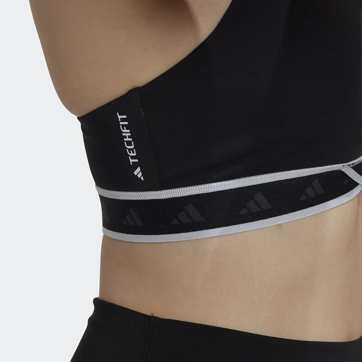 Женские Powerimpact Training Средняя поддержка Techfit Топ Adidas, чёрный — фото 4