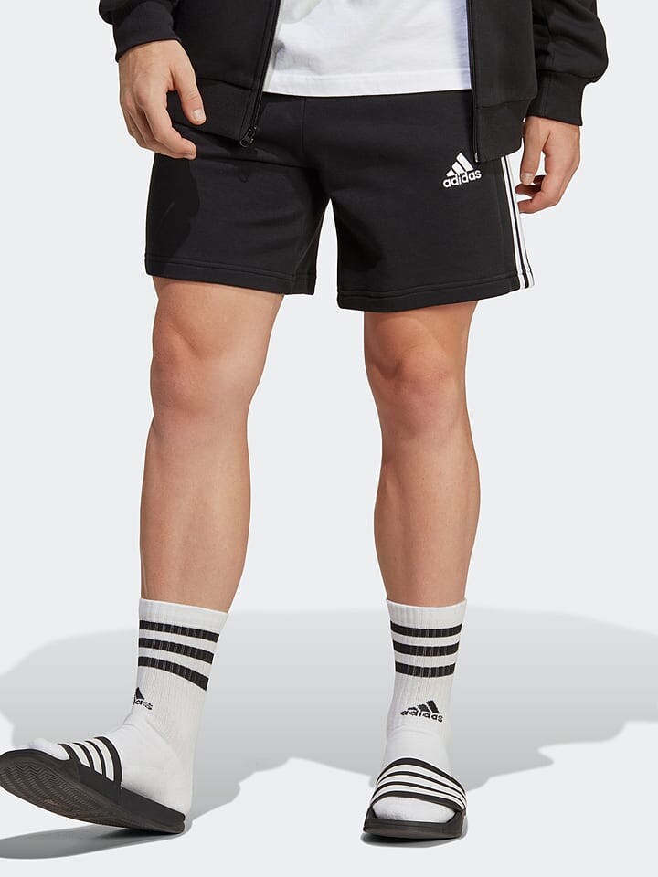 

Тканевые шорты adidas, черный