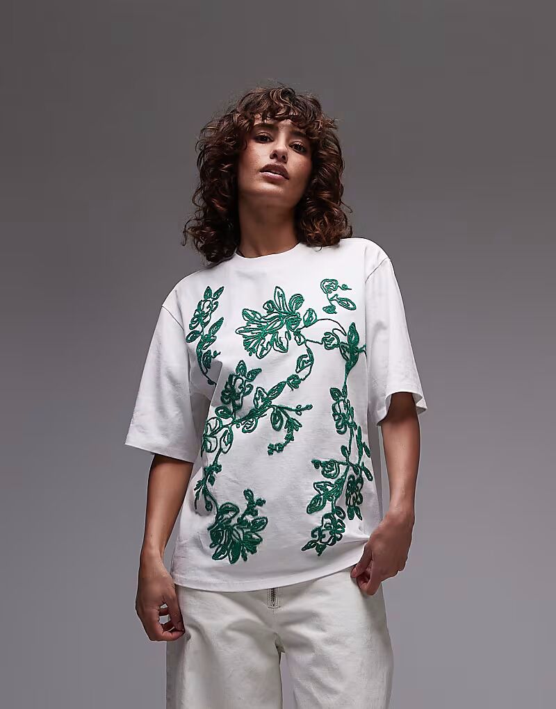 

Футболка oversize из рафии с вышивкой зеленого цвета Topshop белого цвета