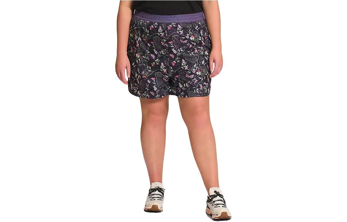 

Повседневные шорты женские черные с принтом The North Face