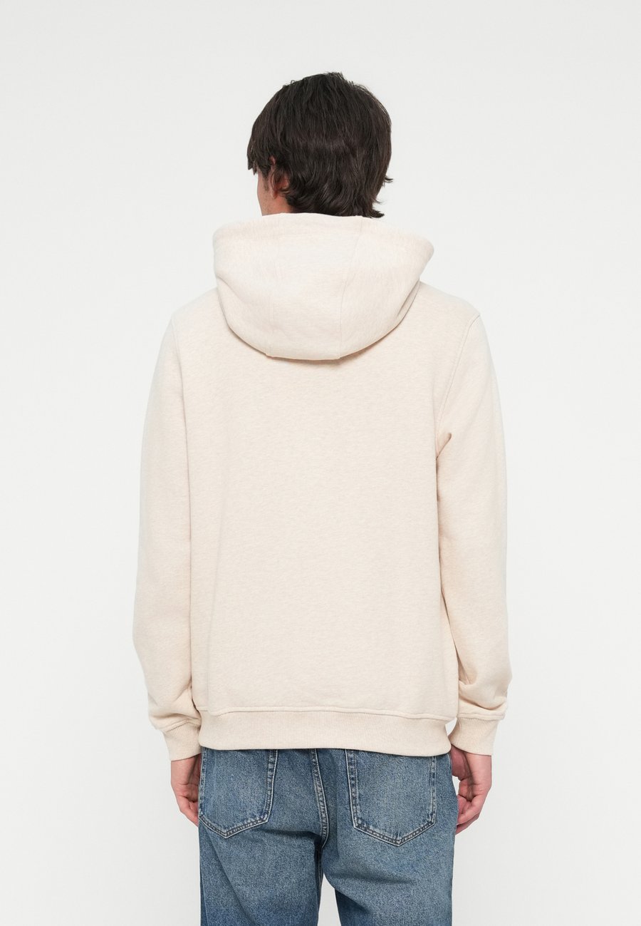 Толстовка Tommy Hilfiger MODERN ATH GRAPHIC HOODY, Heathered Oatmilk/Off-White — фото 3