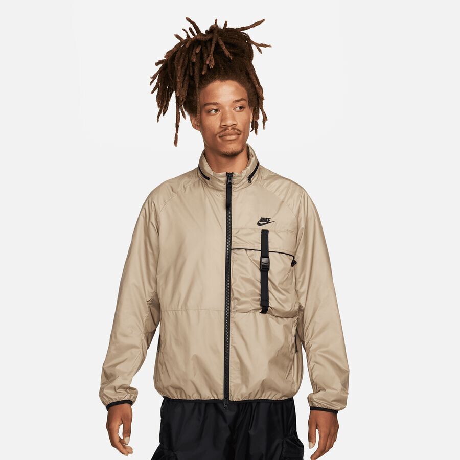 

Спортивная куртка Tech Woven N24 со складной подкладкой NIKE, цвет khaki/black