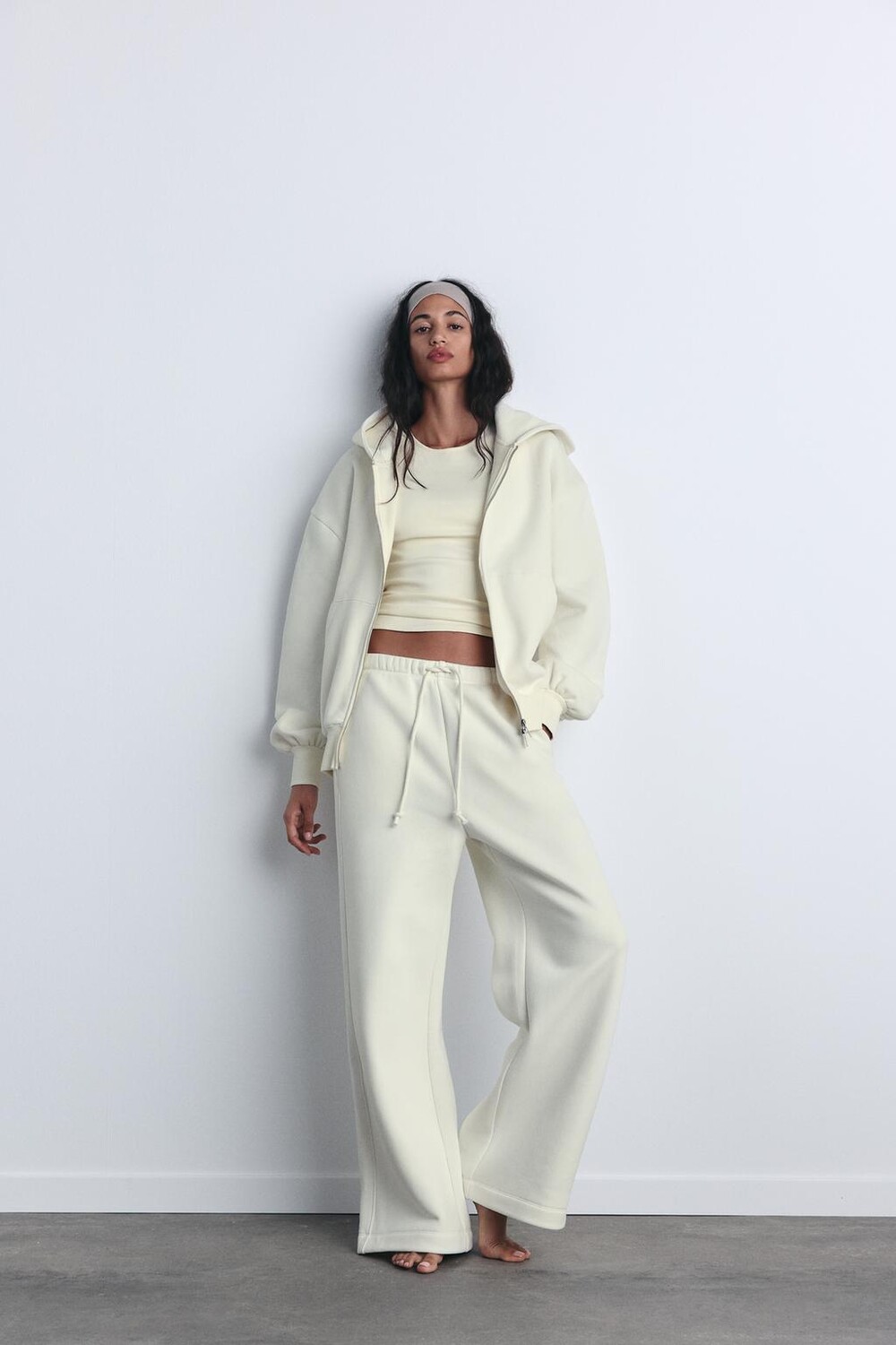 

Прямые брюки из мягкой ткани ZARA, устрично-белый