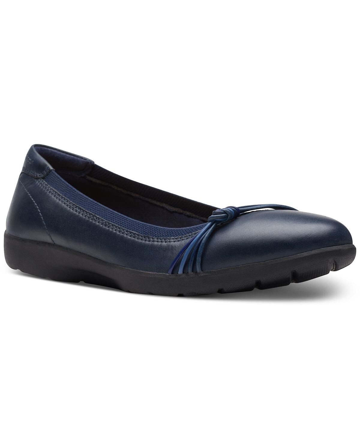 

Женские комфортные туфли на плоской подошве Meadow Rae с узлом Clarks