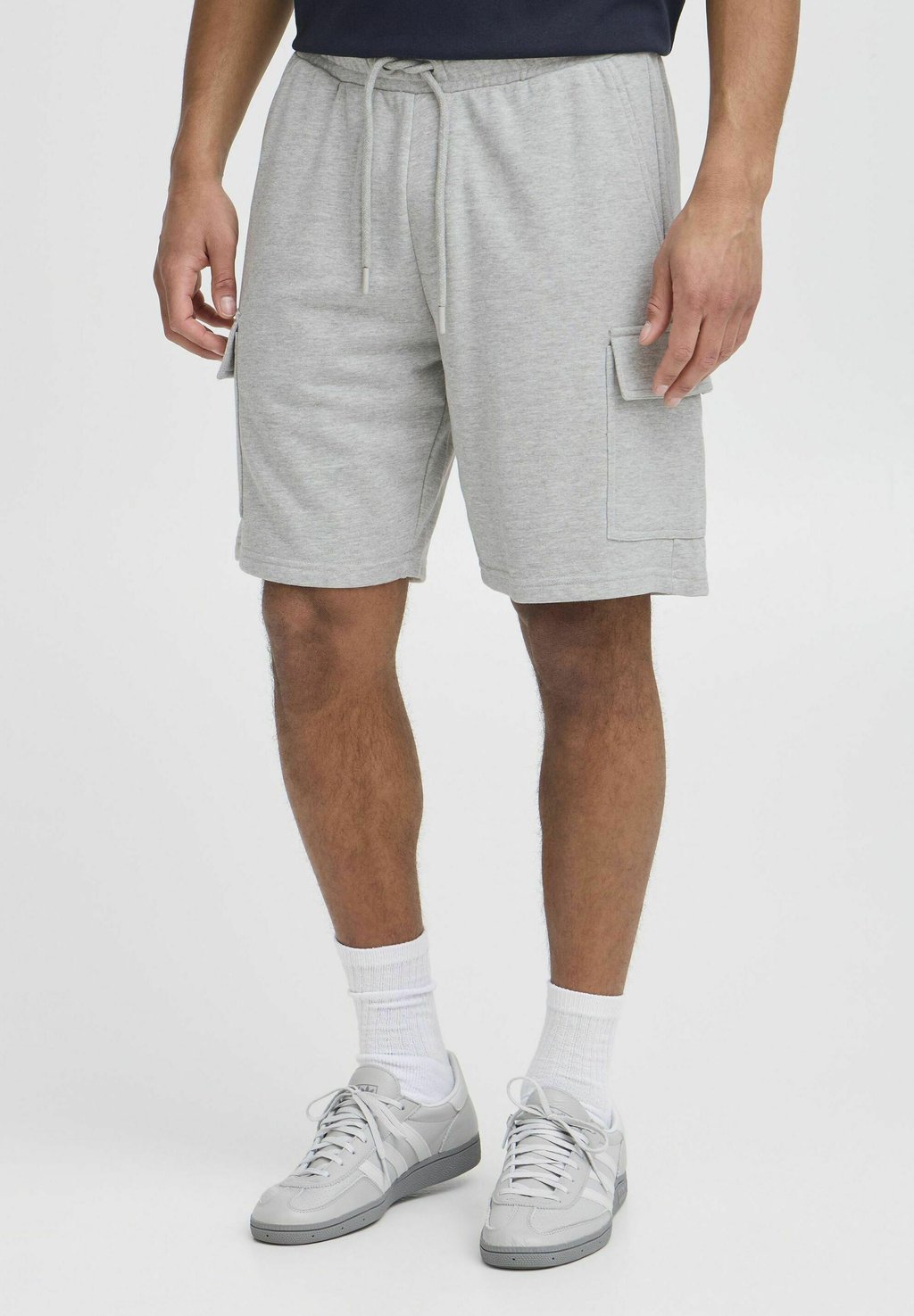 

Шорты BHCARAB - Tracksuit bottoms Blend, серый