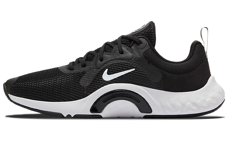 Сезонные кроссовки Nike для женщин