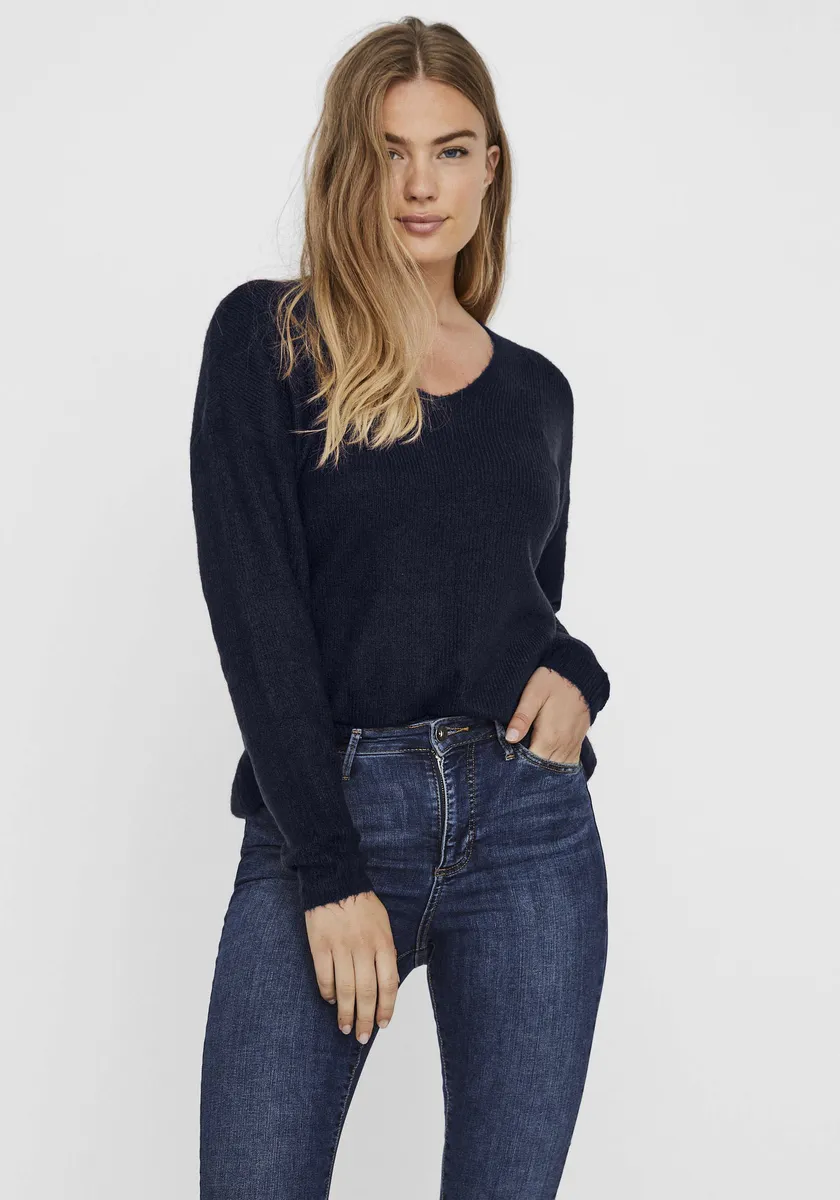 

Свитер Vero Moda с V-образным вырезом "VMCREWLEFILE LS V-NECK BLOUSE NOOS", синий