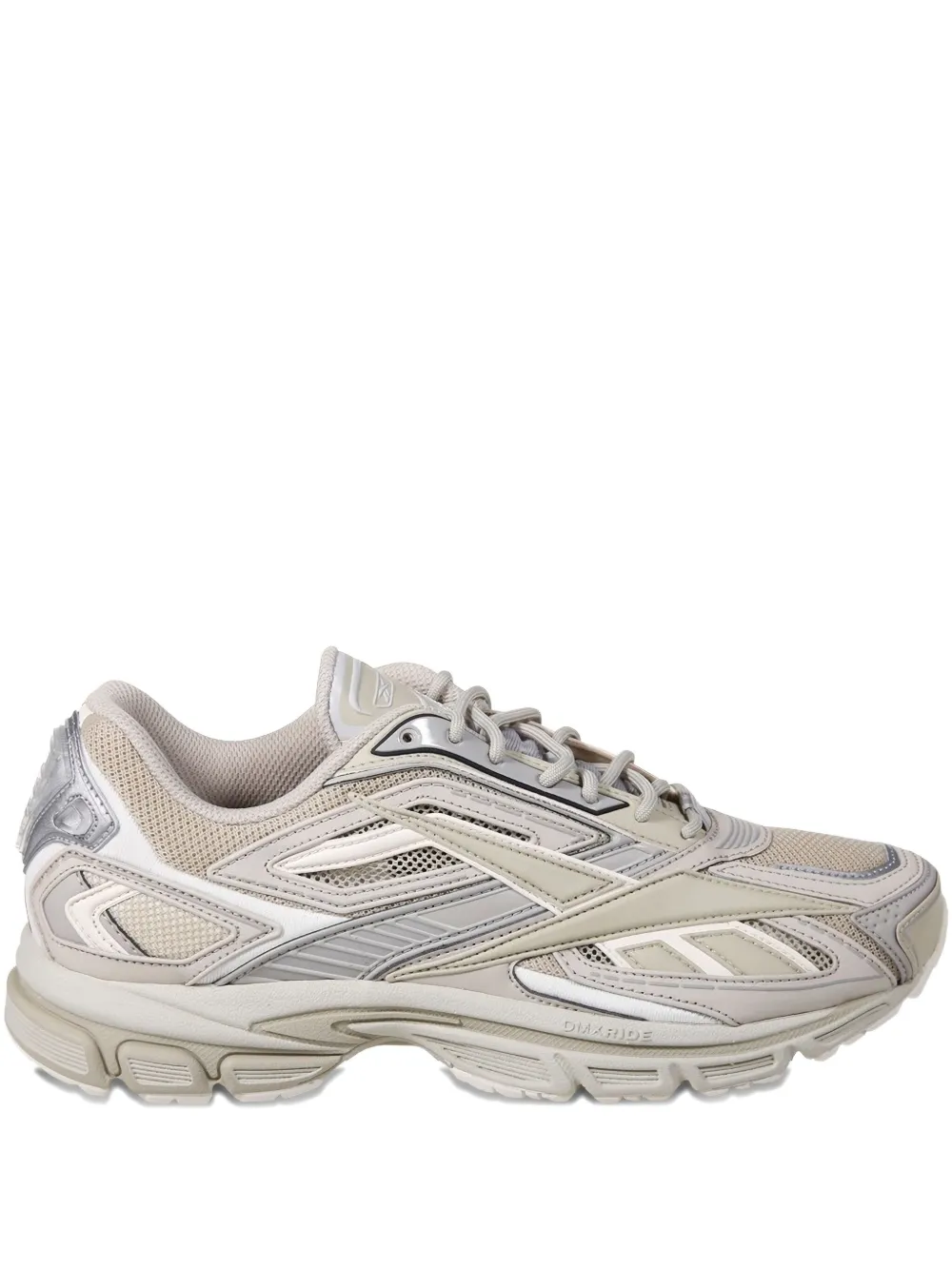 

Кроссовки с вставками Reebok, нейтральный