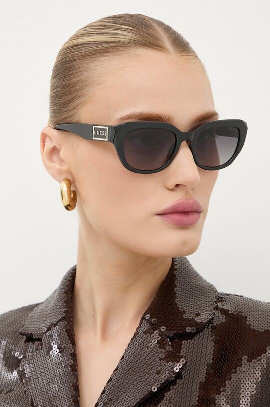 

Очки Guess, черный