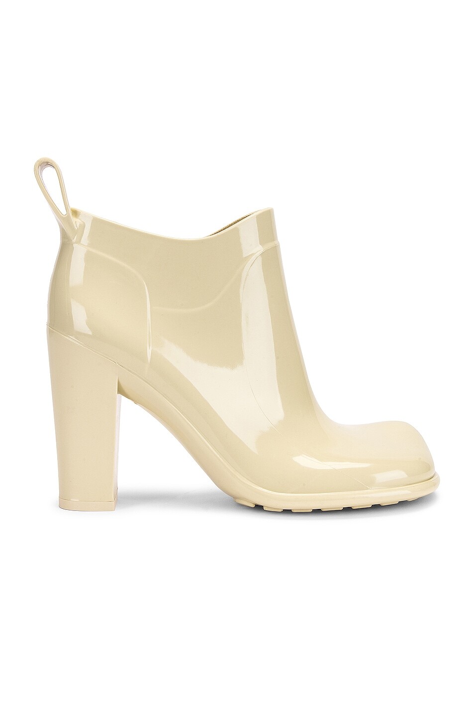 Резиновые ботильоны Bottega Veneta, цвет Sea Salt