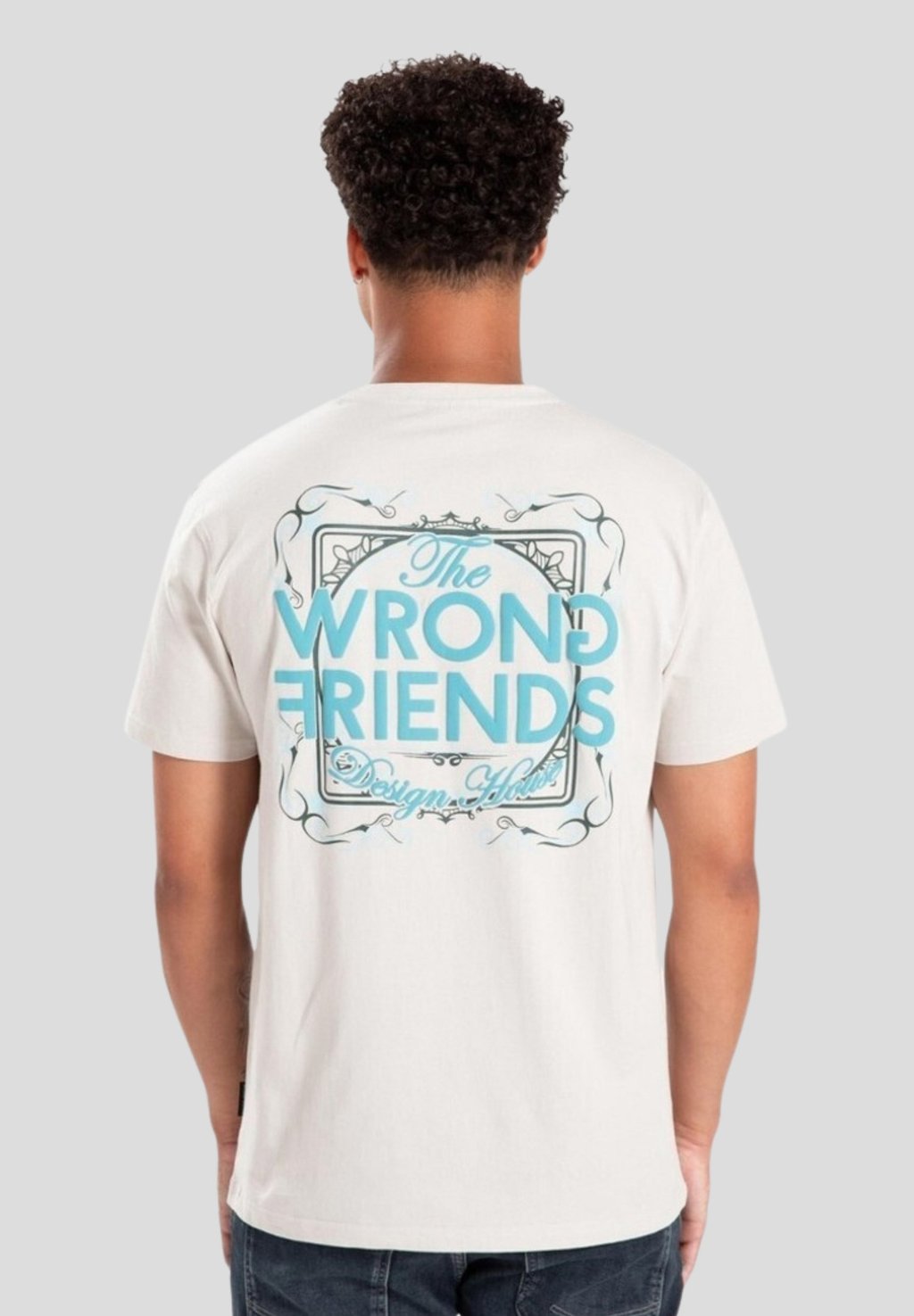 

Футболка с принтом VARNA Wrong Friends, светло-серый