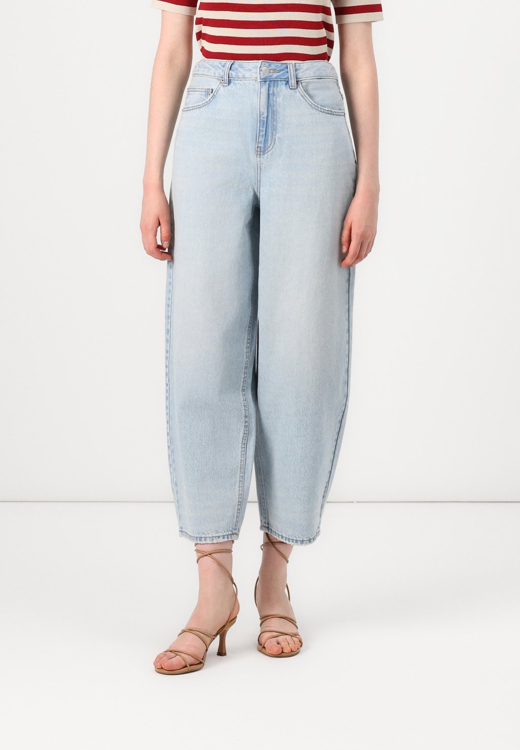 

Мешковатые джинсы VMBILLIE BARREL Vero Moda, цвет Light Blue Denim