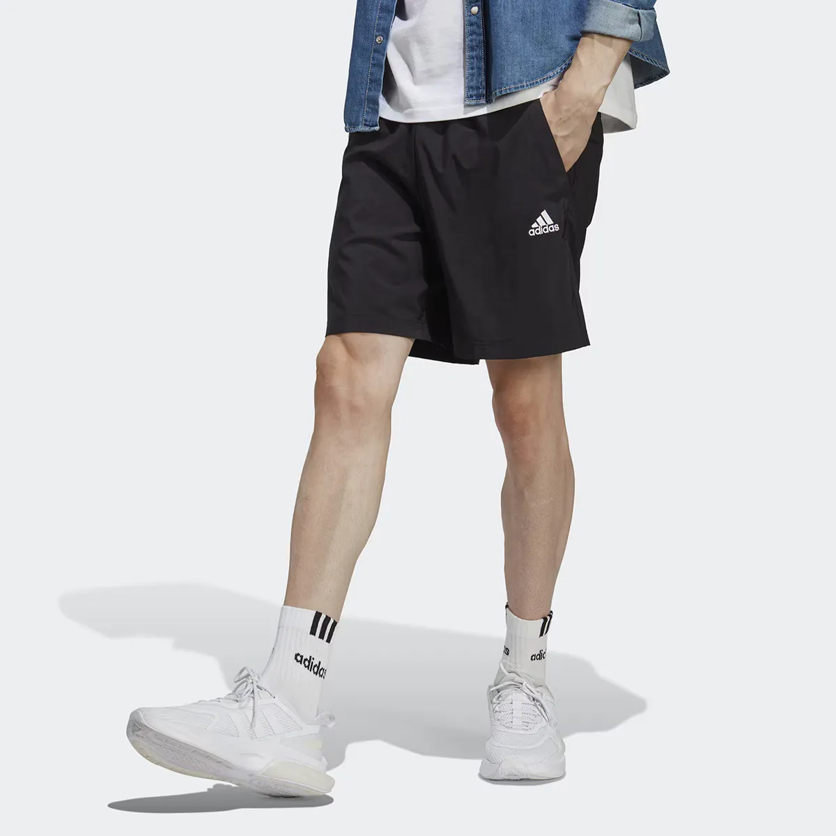 

Мужские AEROREADY Essentials Челси Маленькие шорты Adidas, чёрный