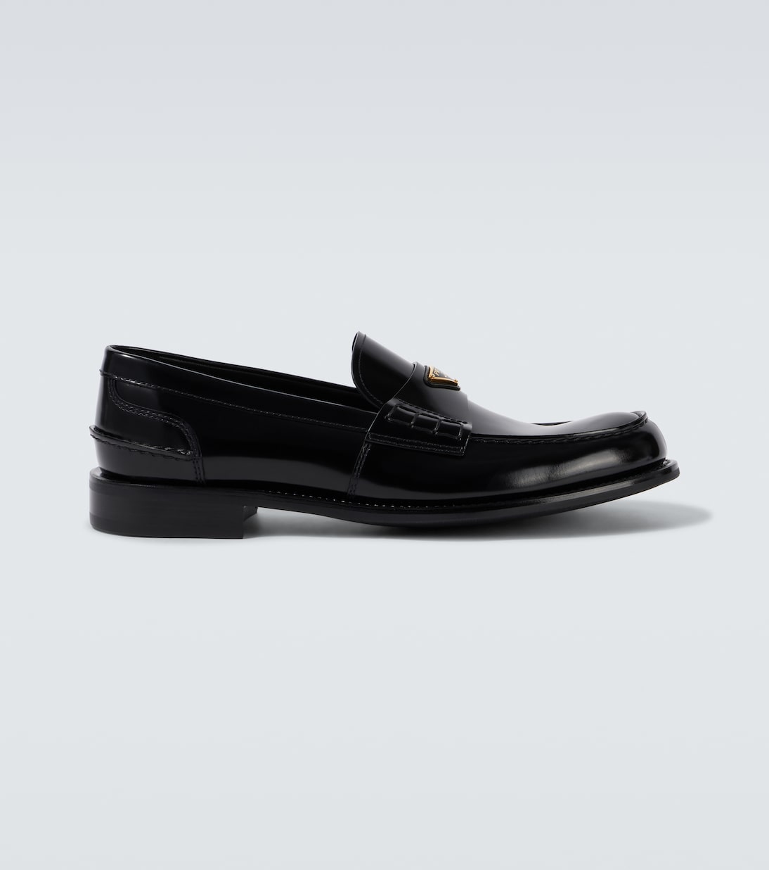 

Кожаные лоферы с логотипом Prada, черный