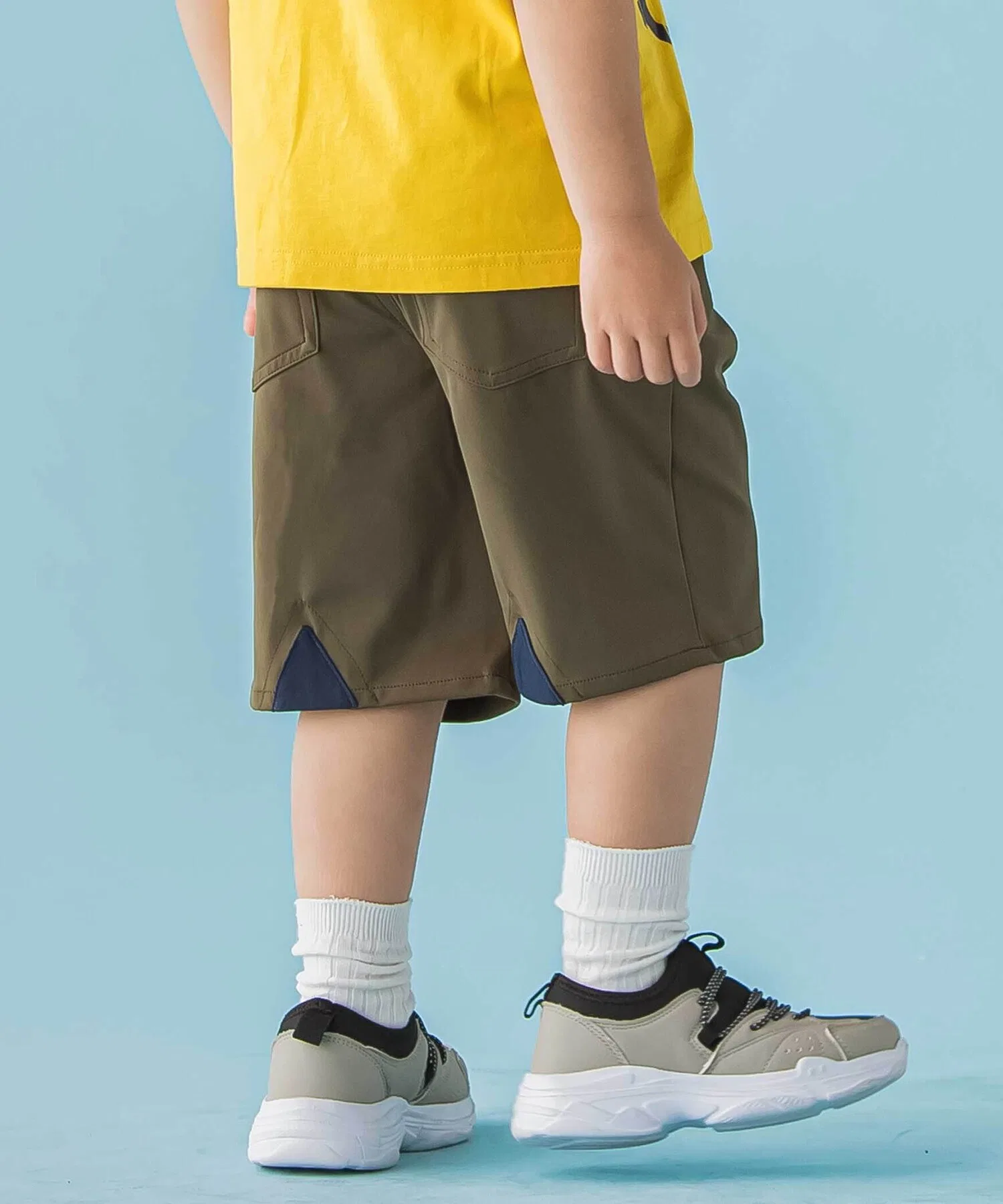 Детские шорты с треугольными вставками BeBe Petits Pois Vert зелёные