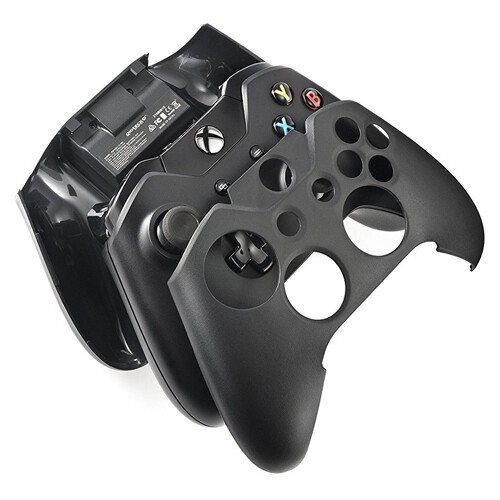 

Gioteck Black Controller Power Skin