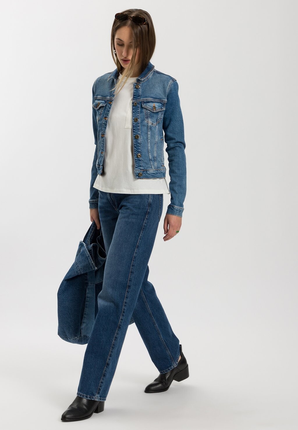 

Джинсовая куртка Cross Jeans, синий деним