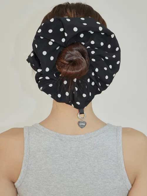 Шу-шу ASURA DOT SCRUNCH из полиэстера, черный