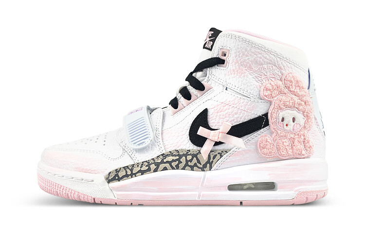 

Женские баскетбольные кроссовки Jordan Legacy 312 Vintage, White