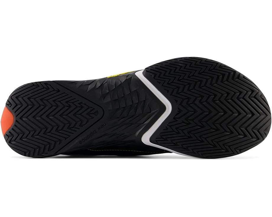 Кроссовки New Balance Minimus TR v2, белый/черный — фото 3