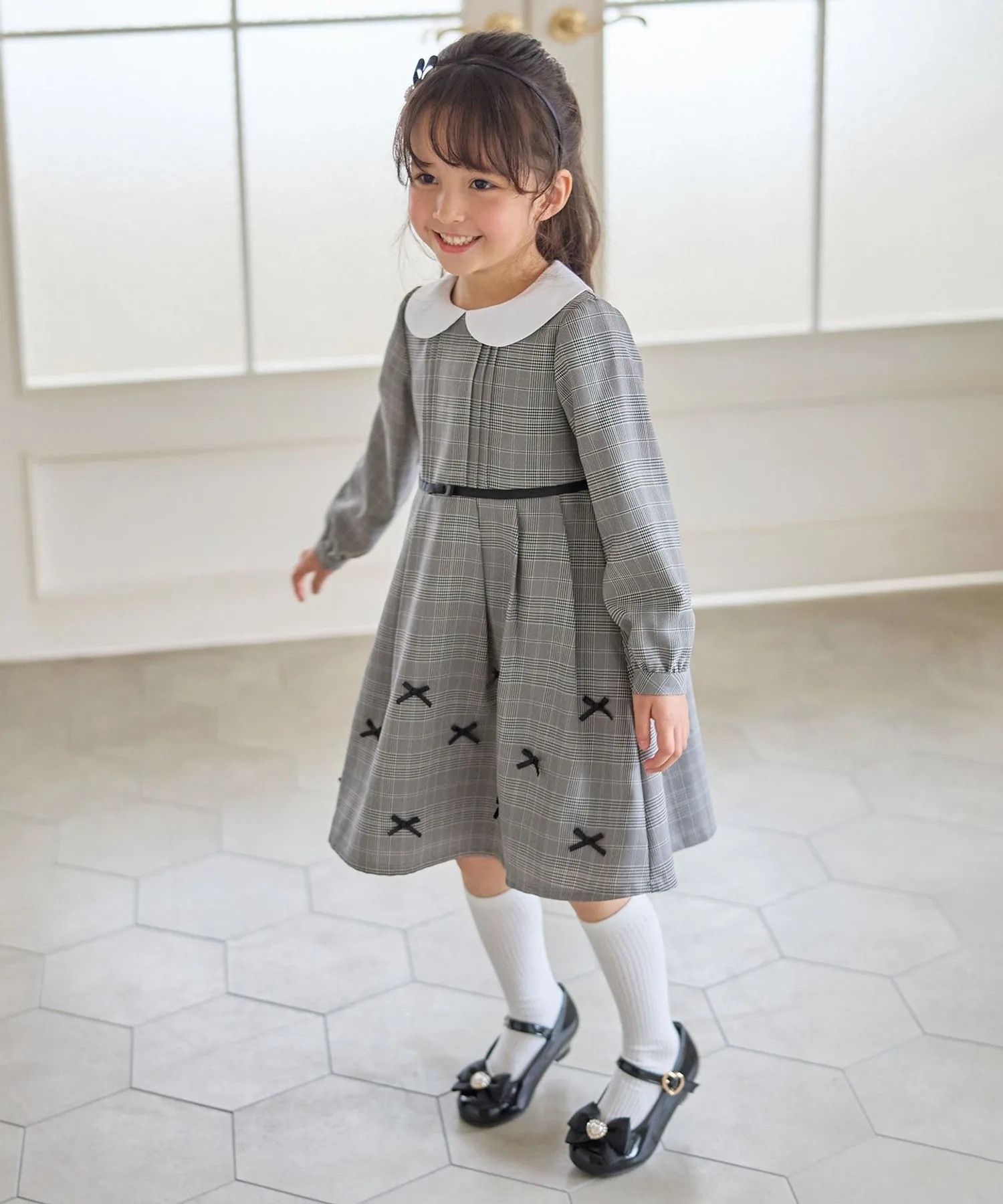 Детское платье с воротником и лентами ANY KIDS OPFKLS0095 серое — фото 4
