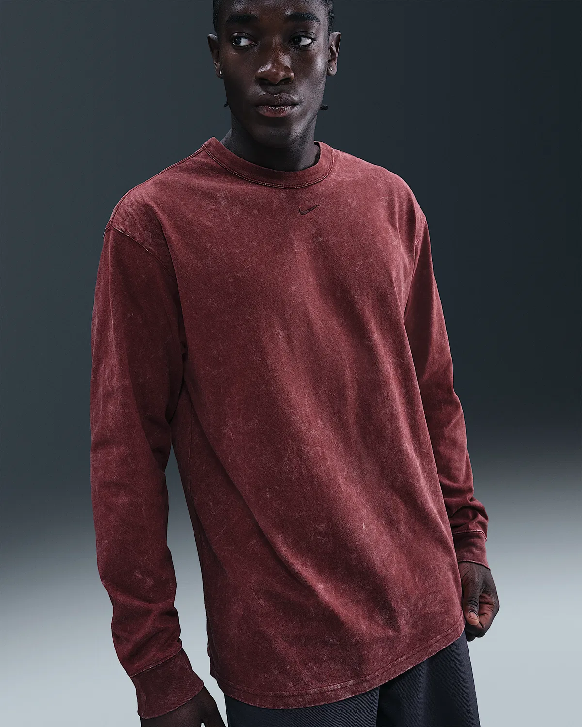 Мужская футболка с длинным рукавом Nike Sportswear Premium Essentials, Dark Team Red