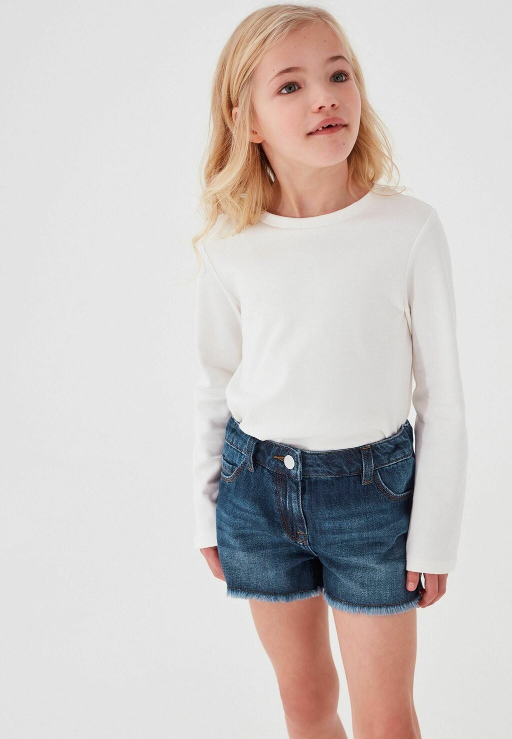 

Джинсовые шорты Frayed Edge Regular Length Next, синий