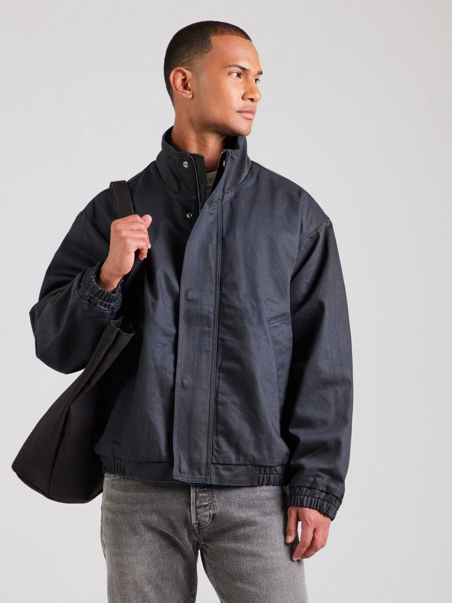 Куртка LEVI'S межсезонья, цвет индиго — фото 3