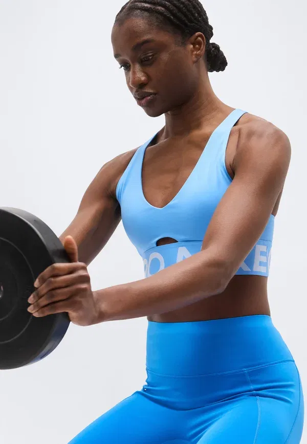 Бюстгальтер с дышащей тканью Sculpt bra Nike Performance, University Blue/Hydrogen Blue/White, белый/синий — фото 4
