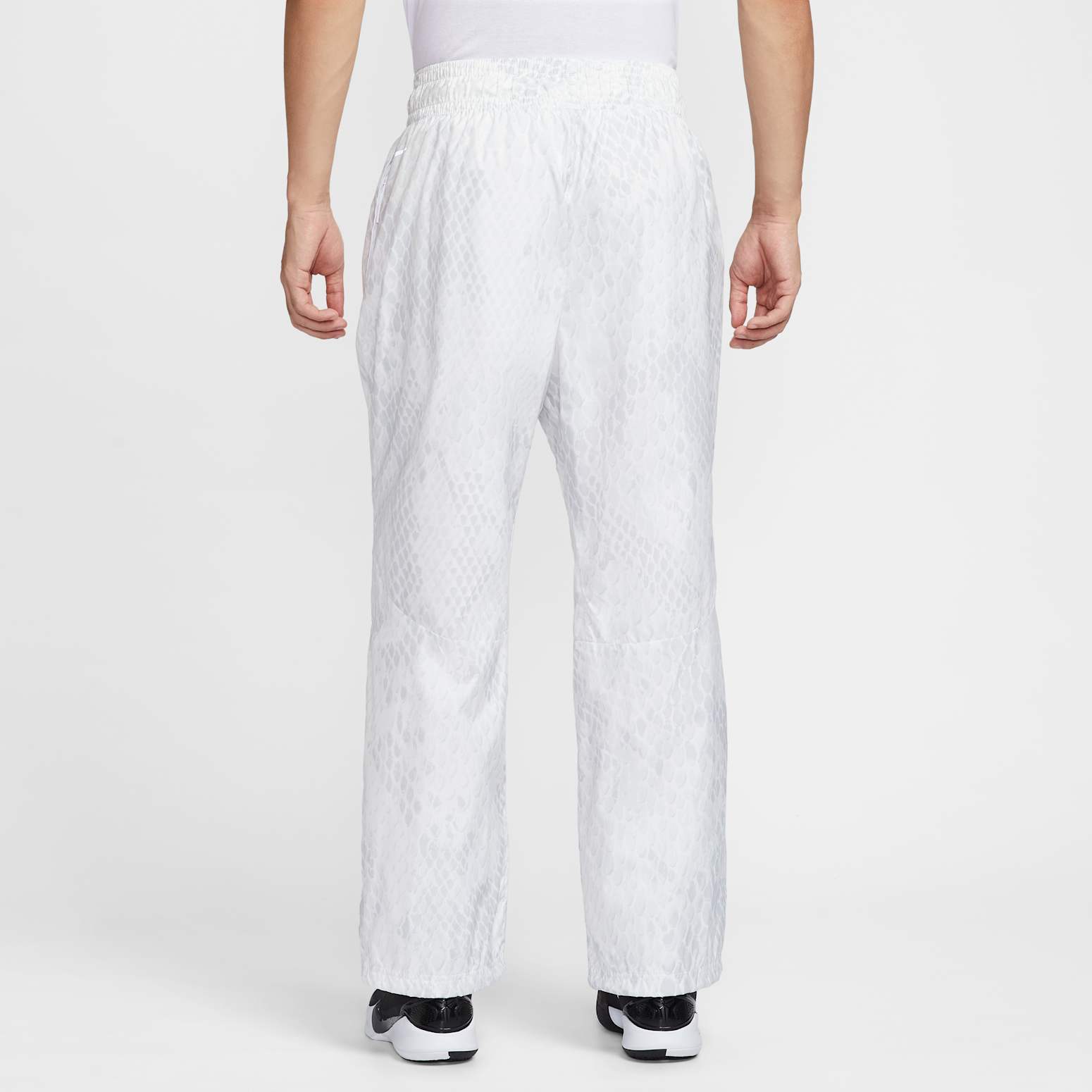 Брюки Nike Kobe Lightweight Woven Pants 'White Reflective Silver' — фото 4