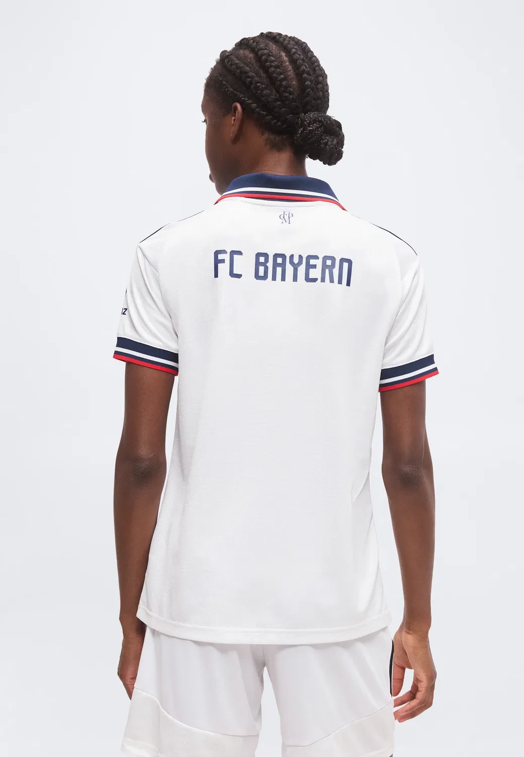 Выездная форма ФК Бавария на сезон 26/27 - клубная форма Adidas Originals, White — фото 3