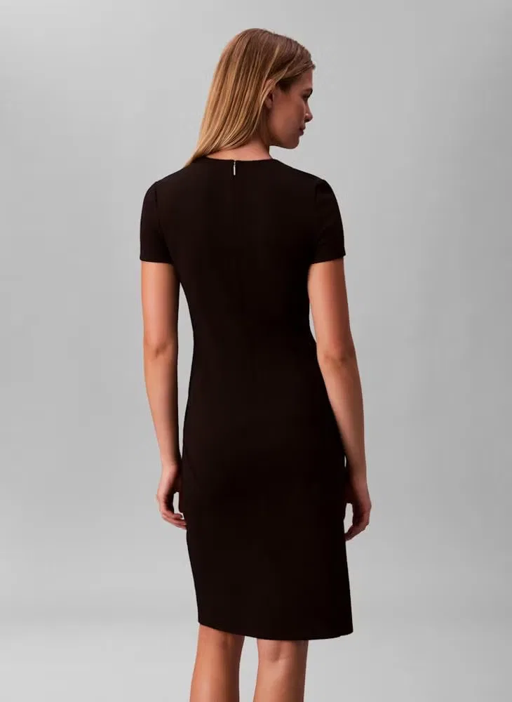 Платье миди с коротким рукавом и драпировкой Calvin Klein, черное — фото 2