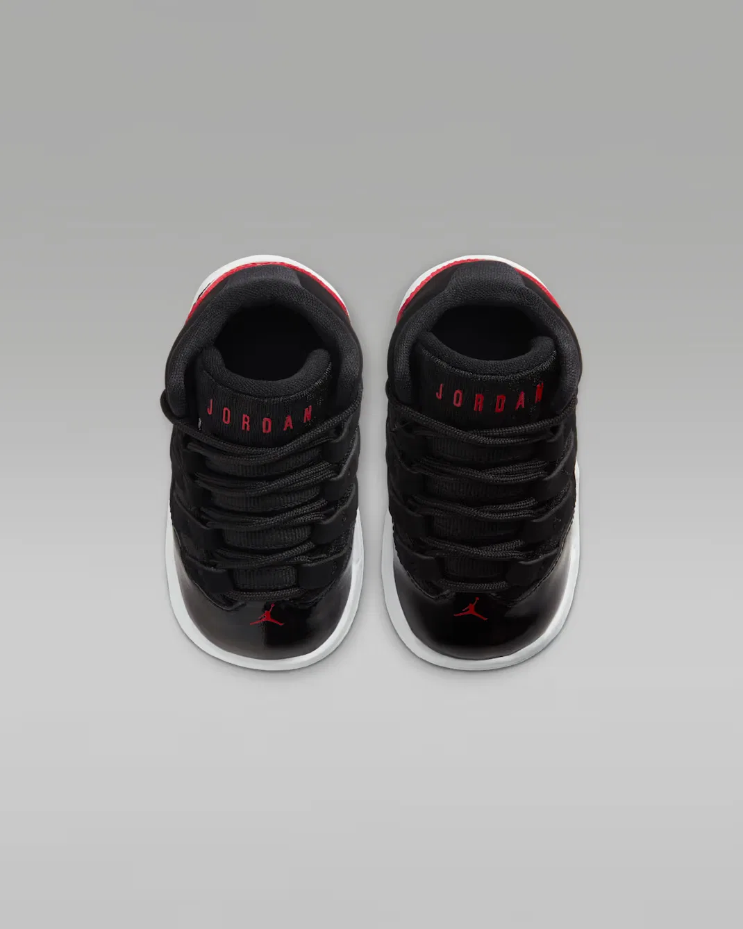 Детская/подростковая обувь Jordan Max Aura, Black/Gym Red/White/Black — фото 4