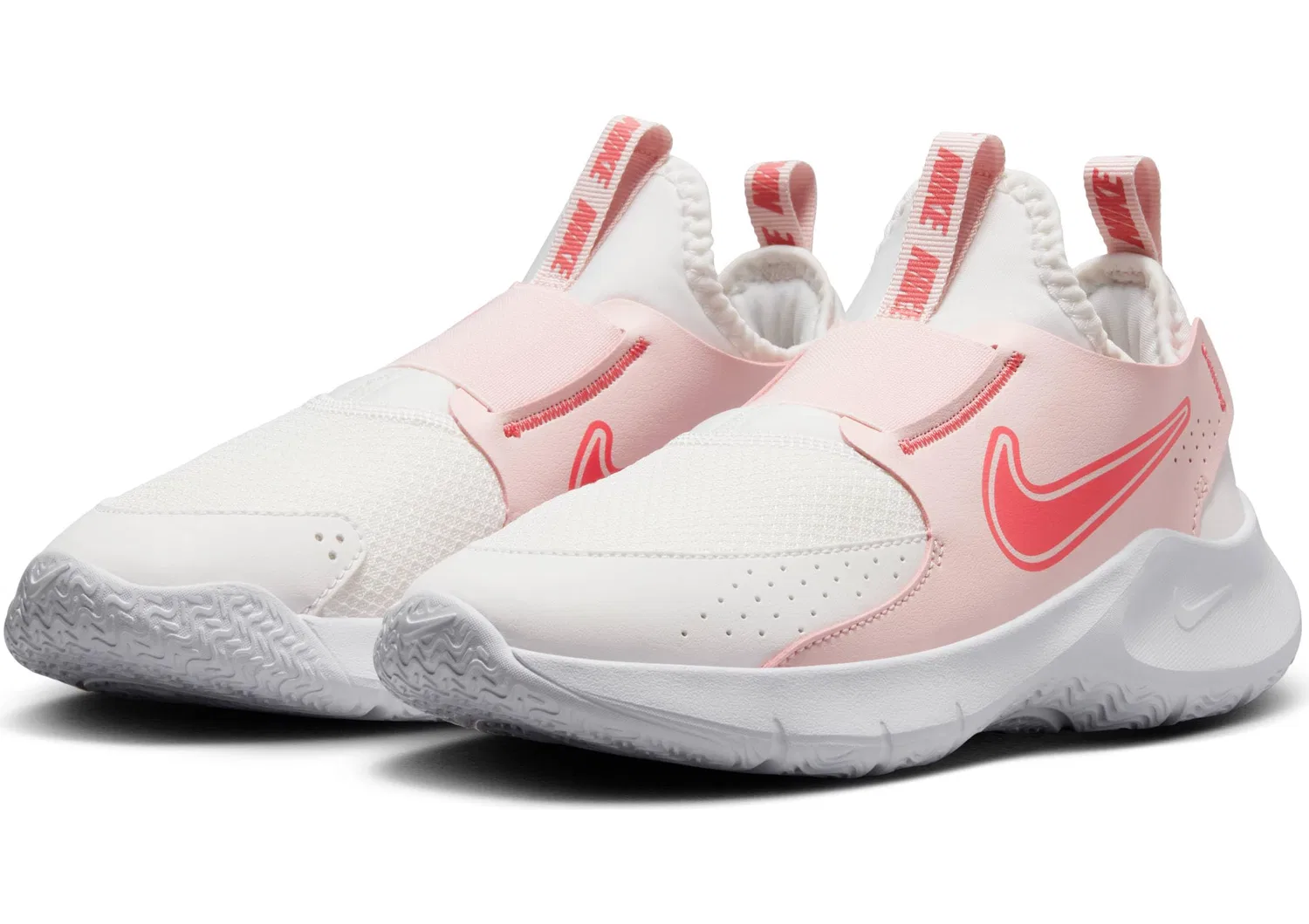 Детские кроссовки для мальчиков со шнуровкой Flex Runner 3 NIKE, Summit White Magic Ember Echo Pink — фото 2
