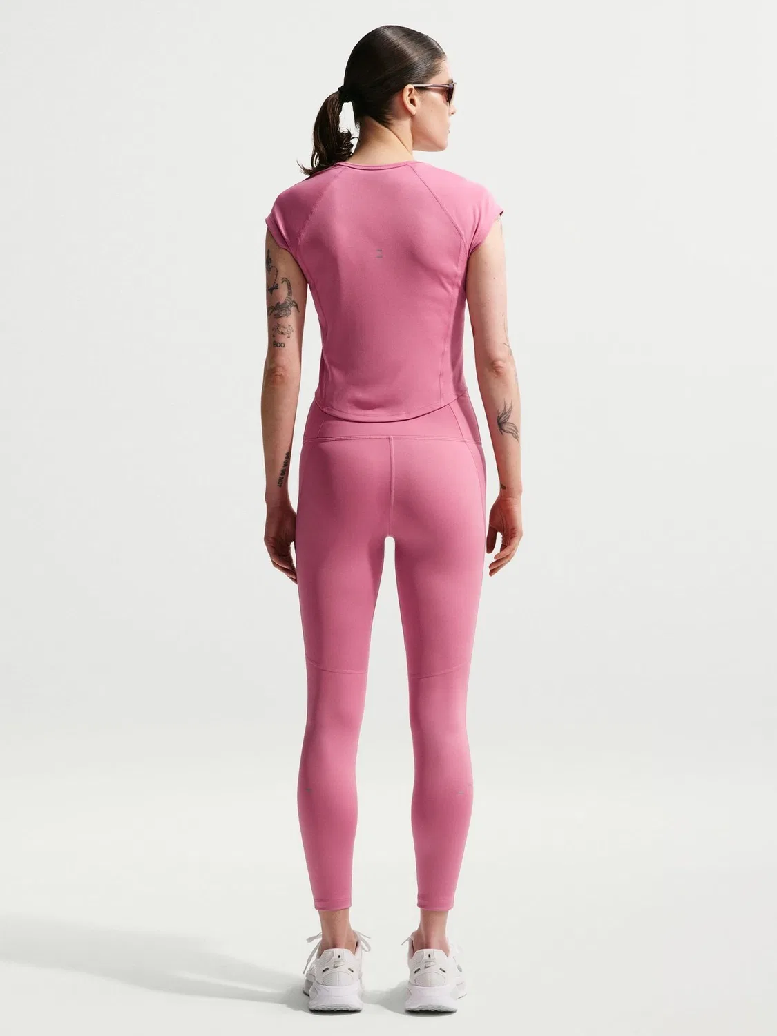 Леггинсы для бега Tempo Swoosh Nike, Peony Pink — фото 2