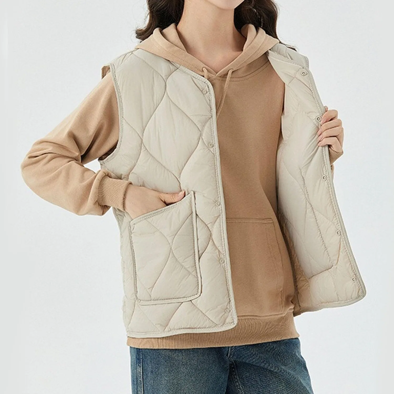 Женский стеганый жилет без рукавов и воротника, Beige — фото 2