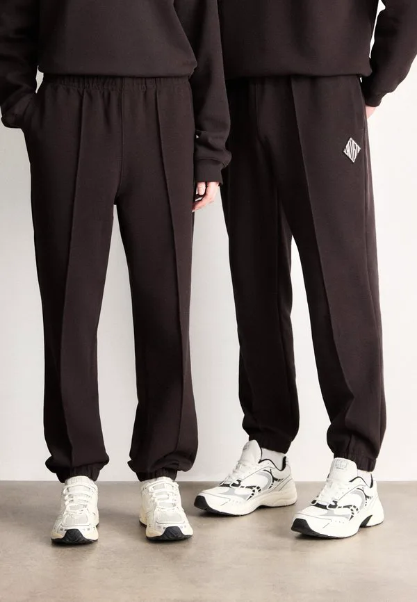 Спортивные штаны унисекс Lacoste, Buffle