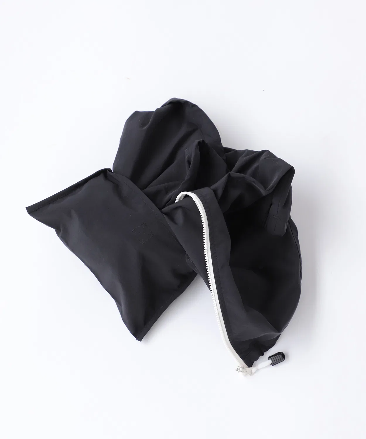 Детская куртка-ветровка с капюшоном, складная, модель Packable IENA ENFANT, Белый — фото 4