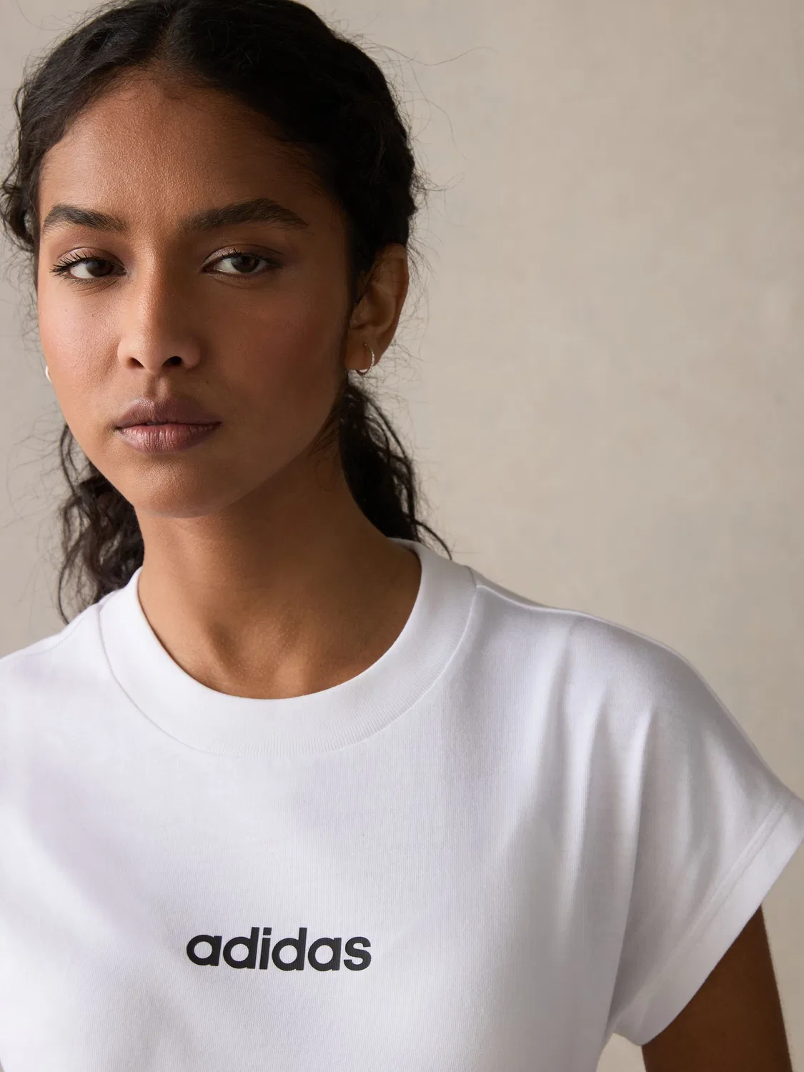 Футболка с круглым вырезом, Essentials Single Jersey adidas, белый — фото 4