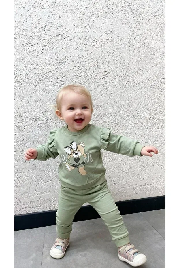 Детский комплект толстовки и брюк для девочек с принтом Mini Teddy Bear Gocoland, Green — фото 3