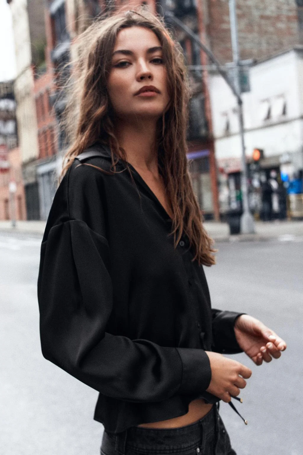 Рубашка Zara Satinada Cinturón Fino, черный — фото 2
