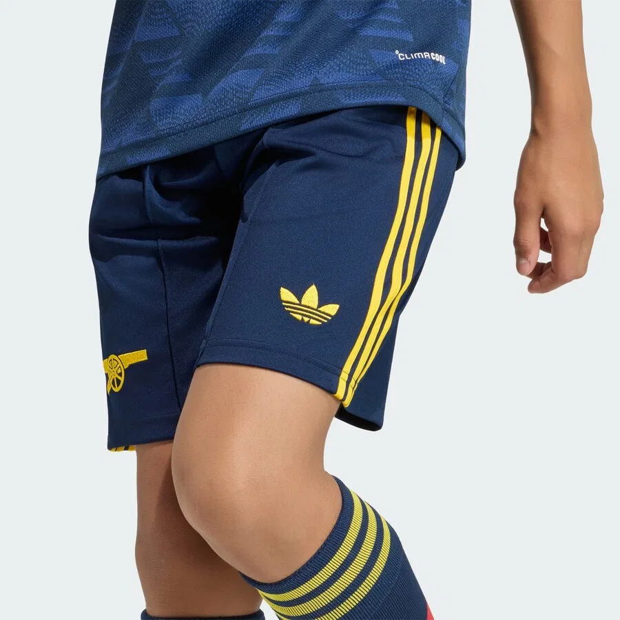 Спортивные шорты ADIDAS PERFORMANCE Regular Workout Pants 'FC Arsenal 26/27' темно-синего цвета — фото 4