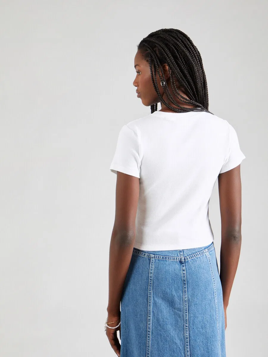 Футболка LEVI'S 'Essential Sporty' белого цвета — фото 4
