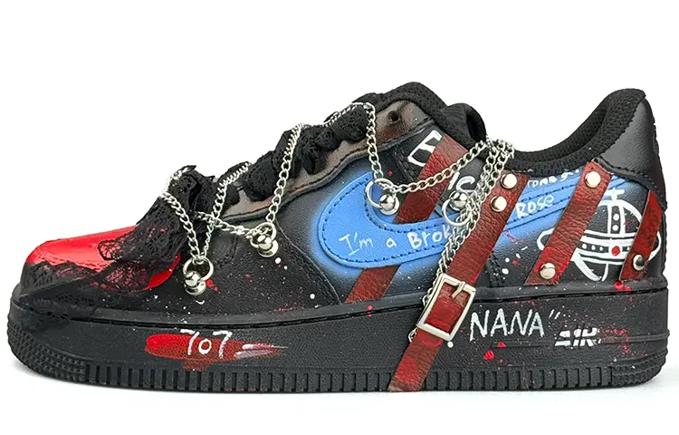 

Женские кроссовки для скейтбординга Nike Air Force 1, Black