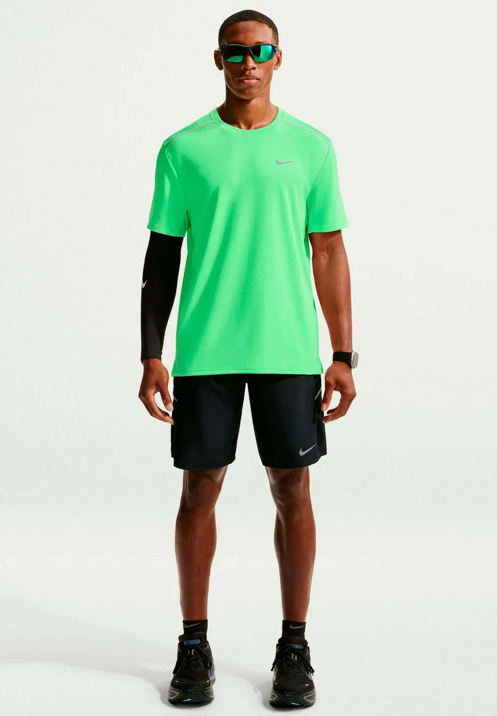 Laufshirt miler - футболка с принтом Nike Performance, Illusion Green Reflective Silv